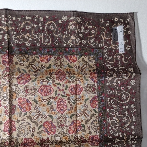 CHRISTIAN DIOR Women's 100% Cotton Colorful Print Square Pocket Scarf - 18x18-in - Picture 6 of 9